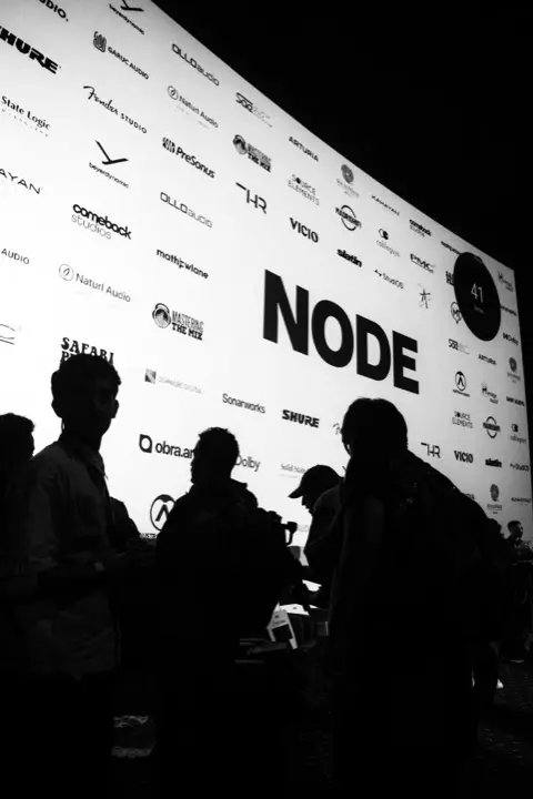 Entrada, público y networking, NODE 2026
